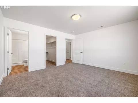 Bedroom - 208 Tiber St, Boardman, OR 97818 photo 2 of 4