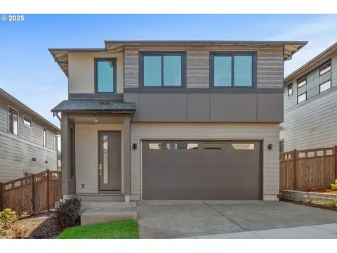 12327 SE Falling Rain Way, Happy Valley, OR 97086