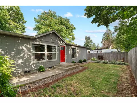 6412 SE Clatsop St, Portland, OR 97206