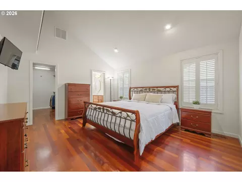 Bedroom - 4168 Torrington Ave, Eugene, OR 97404 photo 1 of 7