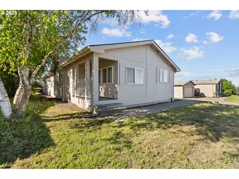 930 SW Marshall Ave, Pendleton, OR 97801