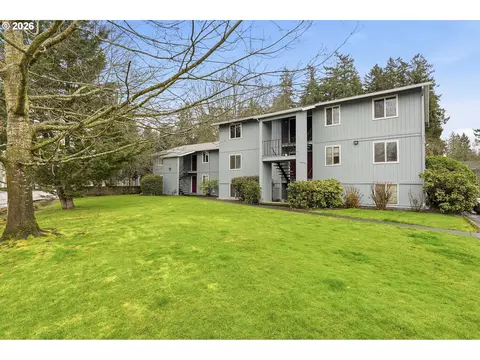 10000 SW Hall Blvd #4, Portland, OR 97223