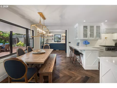 Dining - 2105 Fairmount Blvd, Eugene, OR 97403 photo 1 of 3