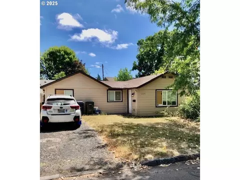 1225 Hayes St, Eugene, OR 97402