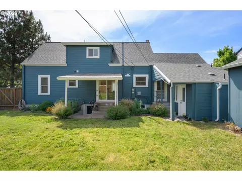 Exterior - 2661 Harris St, Eugene, OR 97405 photo 9 of 9
