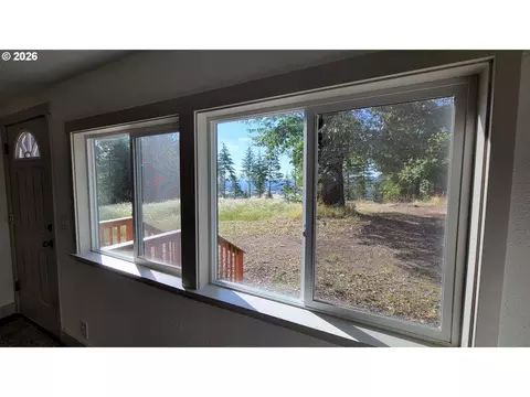 86820 Northill Ranch Rd, Eugene, OR 97402 photo 10