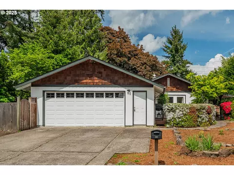 413 NE 130th Pl, Portland, OR 97230