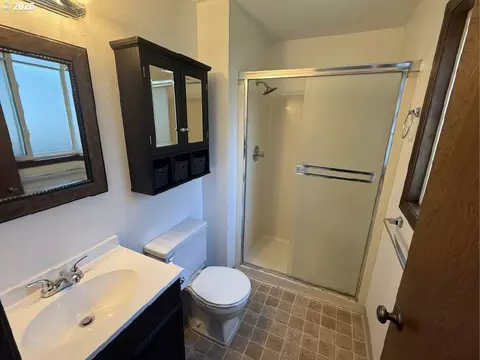 3321 SE 12th, Gresham, OR 97080 photo 4