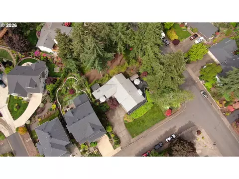 View/Area - 2496 Panorama Dr, Eugene, OR 97405 photo 3 of 3