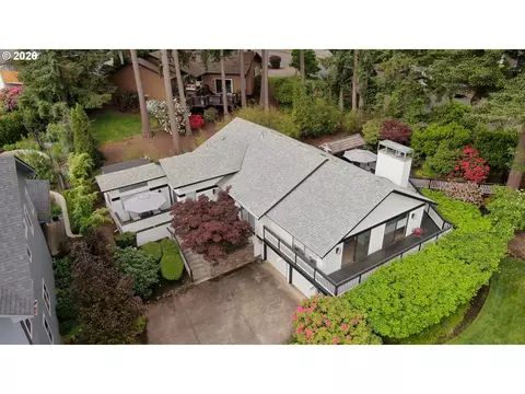 View/Area - 2496 Panorama Dr, Eugene, OR 97405 photo 1 of 3