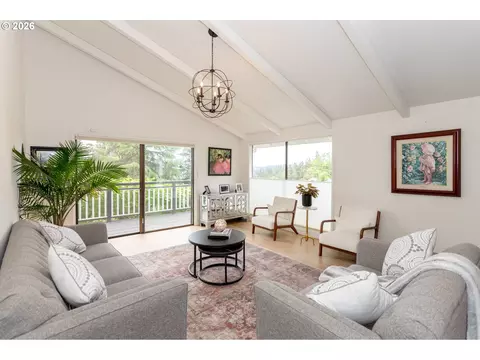 Living - 2496 Panorama Dr, Eugene, OR 97405 photo 1 of 5