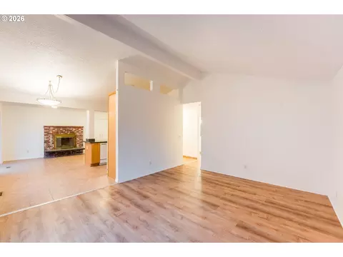 Living - 2320 NE Rene Ave, Gresham, OR 97030 photo 3 of 5