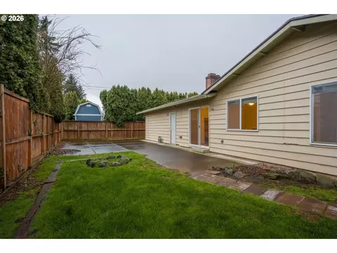 Exterior - 2320 NE Rene Ave, Gresham, OR 97030 photo 6 of 6