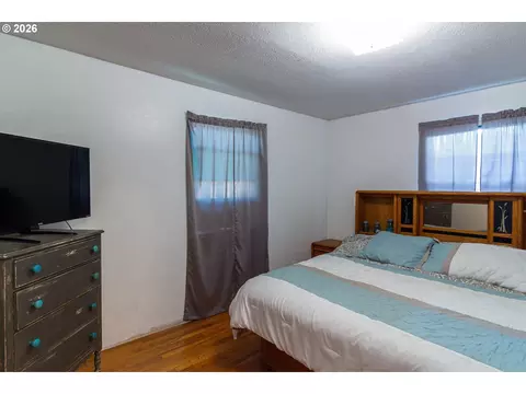 Bedroom - 715 W Coe Ave, Stanfield, OR 97875 photo 1 of 4