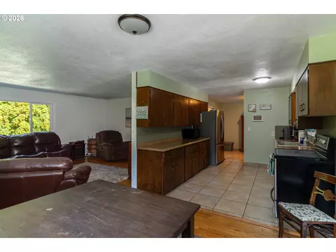 Other - 715 W Coe Ave, Stanfield, OR 97875 photo 2 of 7