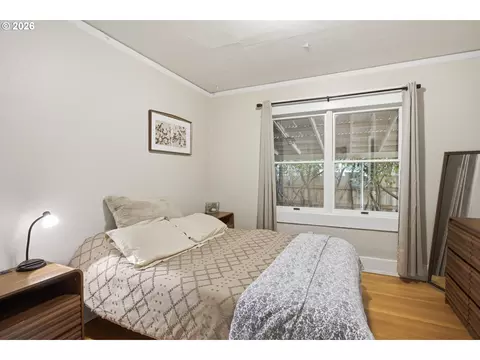 Bedroom - 126 E 19th Ave, Eugene, OR 97401 photo 4 of 5