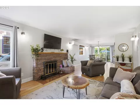 Living - 126 E 19th Ave, Eugene, OR 97401 photo 2 of 2