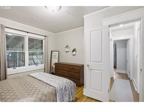 Bedroom - 126 E 19th Ave, Eugene, OR 97401 photo 3 of 5