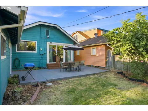 Exterior - 126 E 19th Ave, Eugene, OR 97401 photo 5 of 5