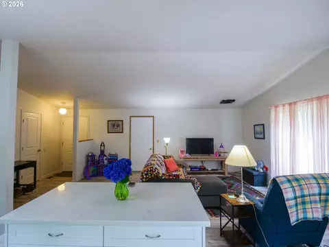 Other - 3635 SE 24th Ct, Gresham, OR 97080 photo 2 of 7