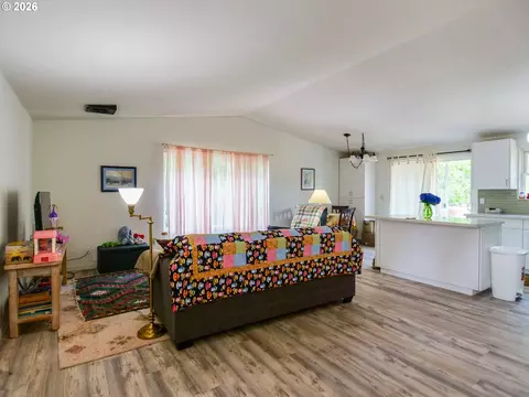 Other - 3635 SE 24th Ct, Gresham, OR 97080 photo 5 of 7