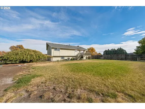 Exterior - 401 Monroe St, Umatilla, OR 97882 photo 7 of 7