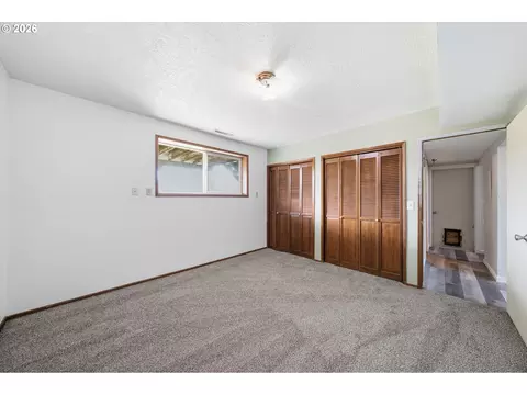 Bedroom - 401 Monroe St, Umatilla, OR 97882 photo 7 of 7