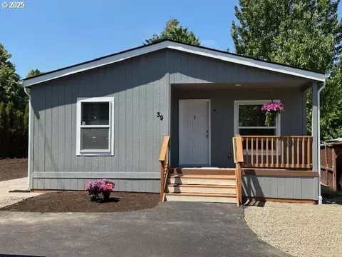 5885 NE Jacobson St #39, Hillsboro, OR 97124