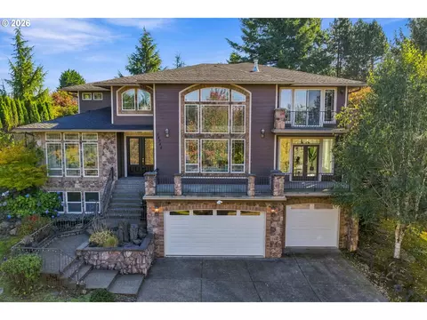 14046 SE Claremont St, Happy Valley, OR 97086