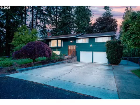 11509 NE Sylvan Ter, Vancouver, WA 98686