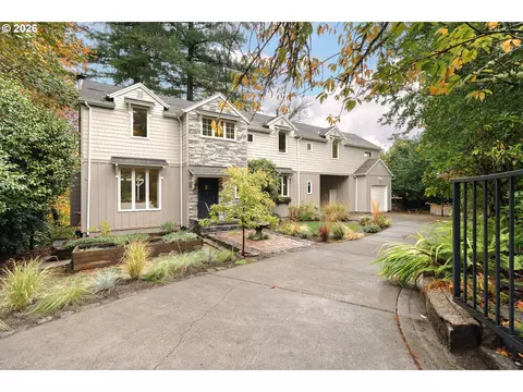 6938 SE 122nd Dr, Portland, OR 97236