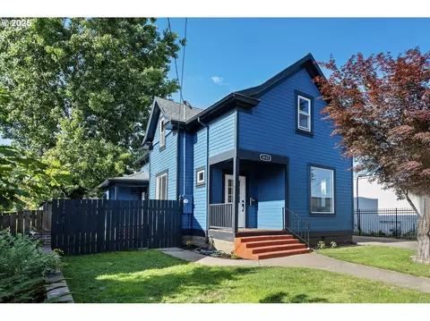 8123 SE Taylor Ct, Portland, OR 97215