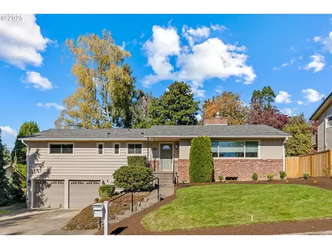 6741 SW Raleighwood Way, Portland, OR 97225
