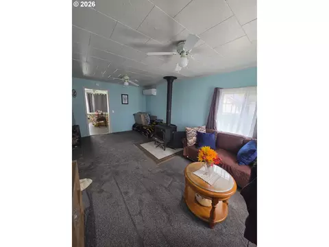 Living - 160 E Date St, Powers, OR 97466 photo 2 of 3