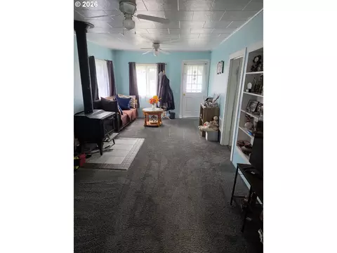 Living - 160 E Date St, Powers, OR 97466 photo 1 of 3