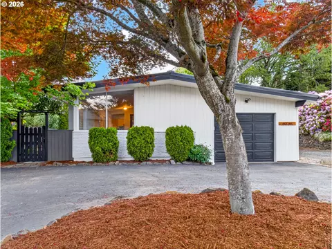 6903 Glen Echo Ave #B, Gladstone, OR 97027