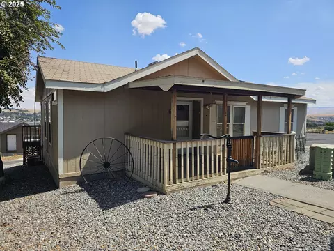 2600 SW Goodwin Ave # 6, Pendleton, OR 97801