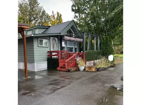 28800 Salmon River Hwy, Grand Ronde, OR 97347