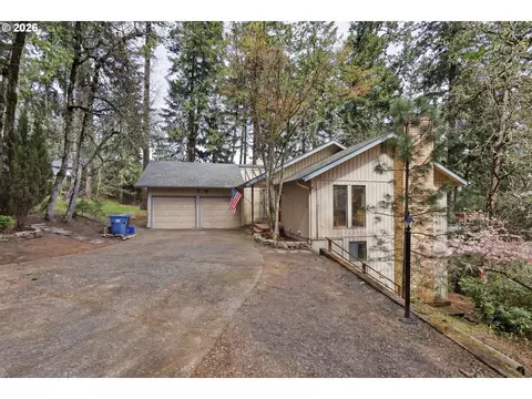 Exterior - 784 Brookside Dr, Eugene, OR 97405 photo 10 of 10
