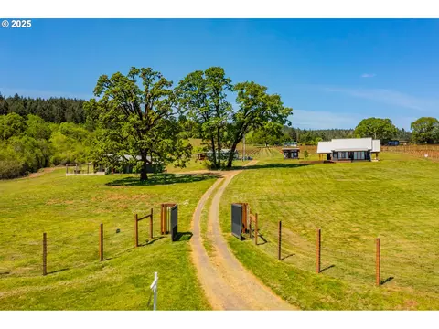 25401 NW Dodson Rd, Yamhill, OR 97148