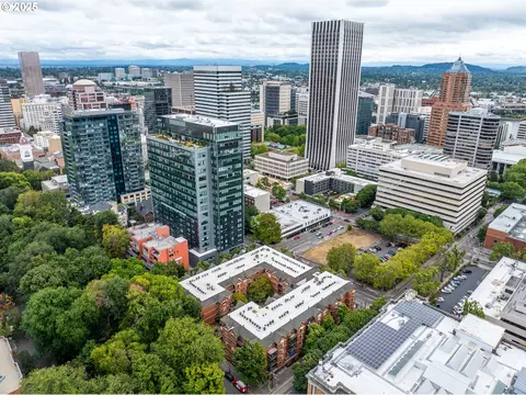 1500 SW Park Ave #523, Portland, OR 97201