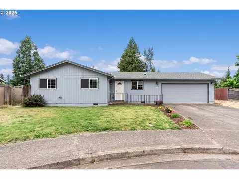 5094 Daisy St, Springfield, OR 97478