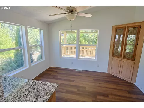 64608 E Bay Rd, North Bend, OR 97459 photo 15