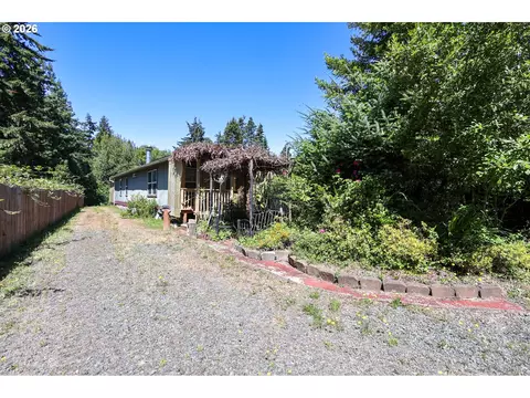 64608 E Bay Rd, North Bend, OR 97459 photo 27
