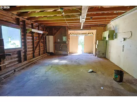 64608 E Bay Rd, North Bend, OR 97459 photo 37