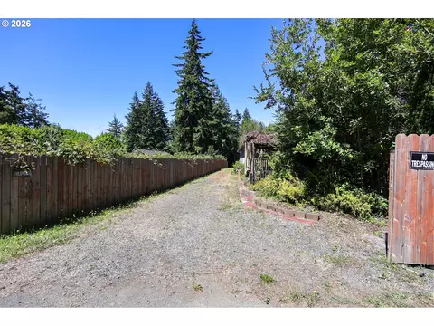 64608 E Bay Rd, North Bend, OR 97459 photo 26