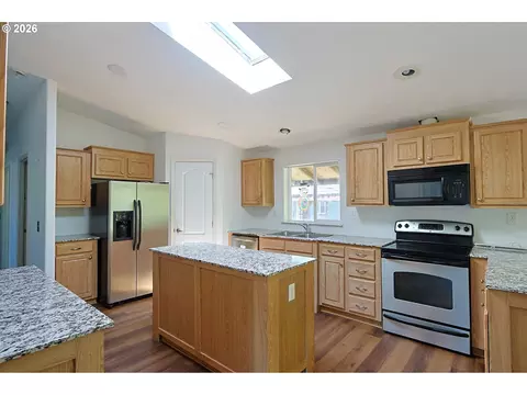 64608 E Bay Rd, North Bend, OR 97459 photo 11