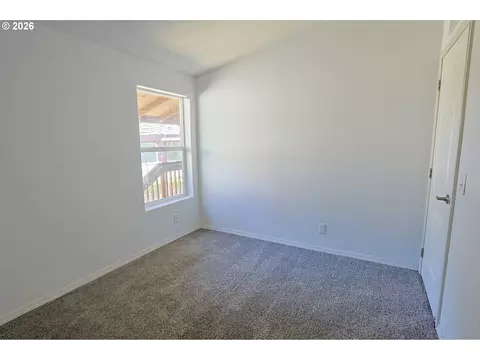 64608 E Bay Rd, North Bend, OR 97459 photo 21