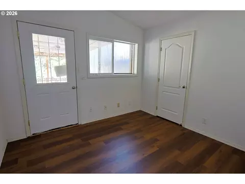 64608 E Bay Rd, North Bend, OR 97459 photo 25