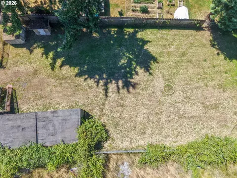 64608 E Bay Rd, North Bend, OR 97459 photo 36